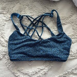 Lululemon free to be Strappy Sports Bra